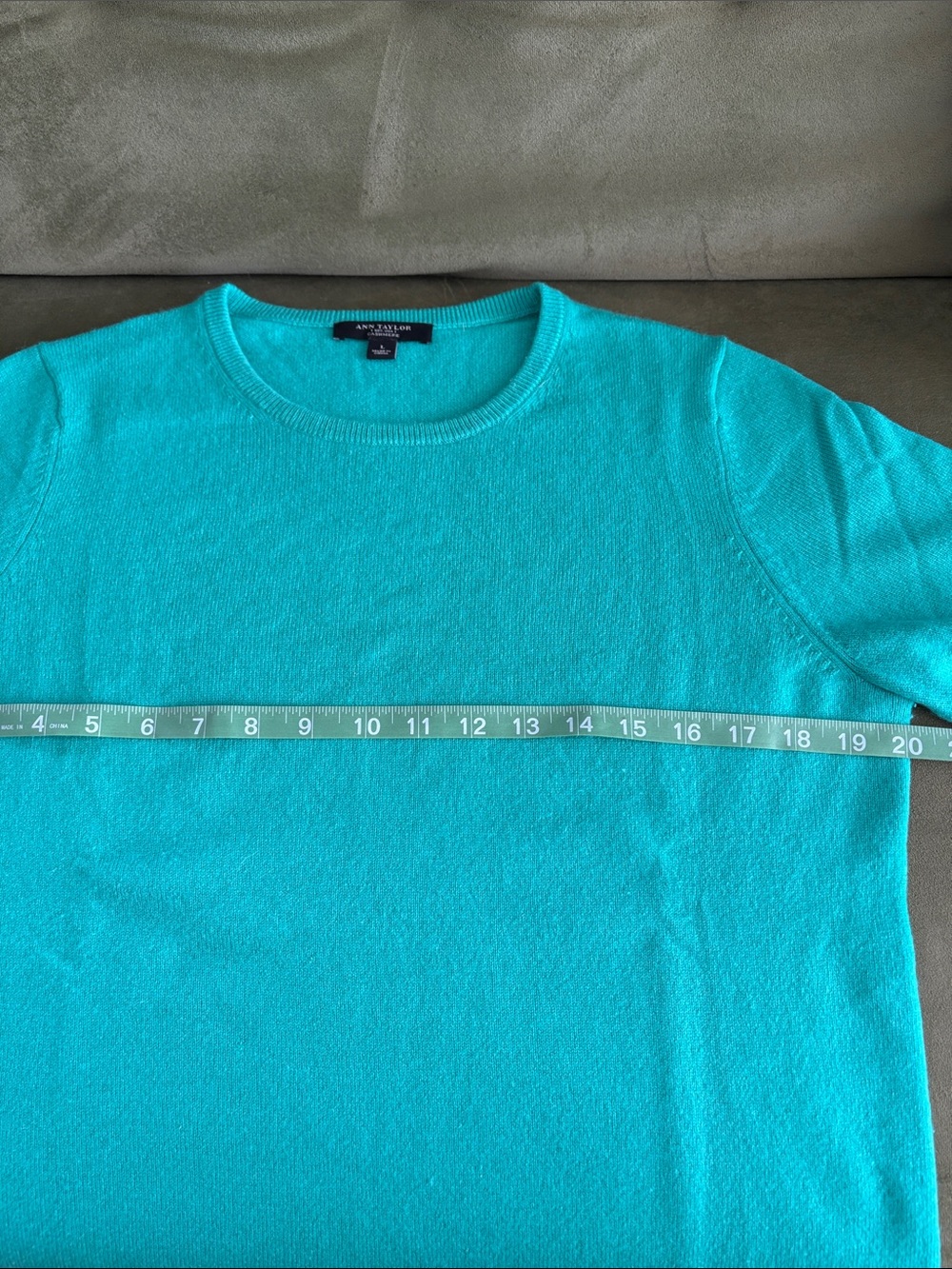 Ann Taylor Women's Teal Crewneck Sweater - Picture 10 of 12